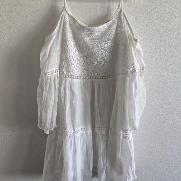 Cold Shoulder Flowy Dress - Picture 2 of 7